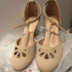 Women’s Mary Jane Round Toe Heels